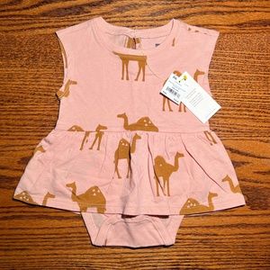 Tea 0-3 month romper
